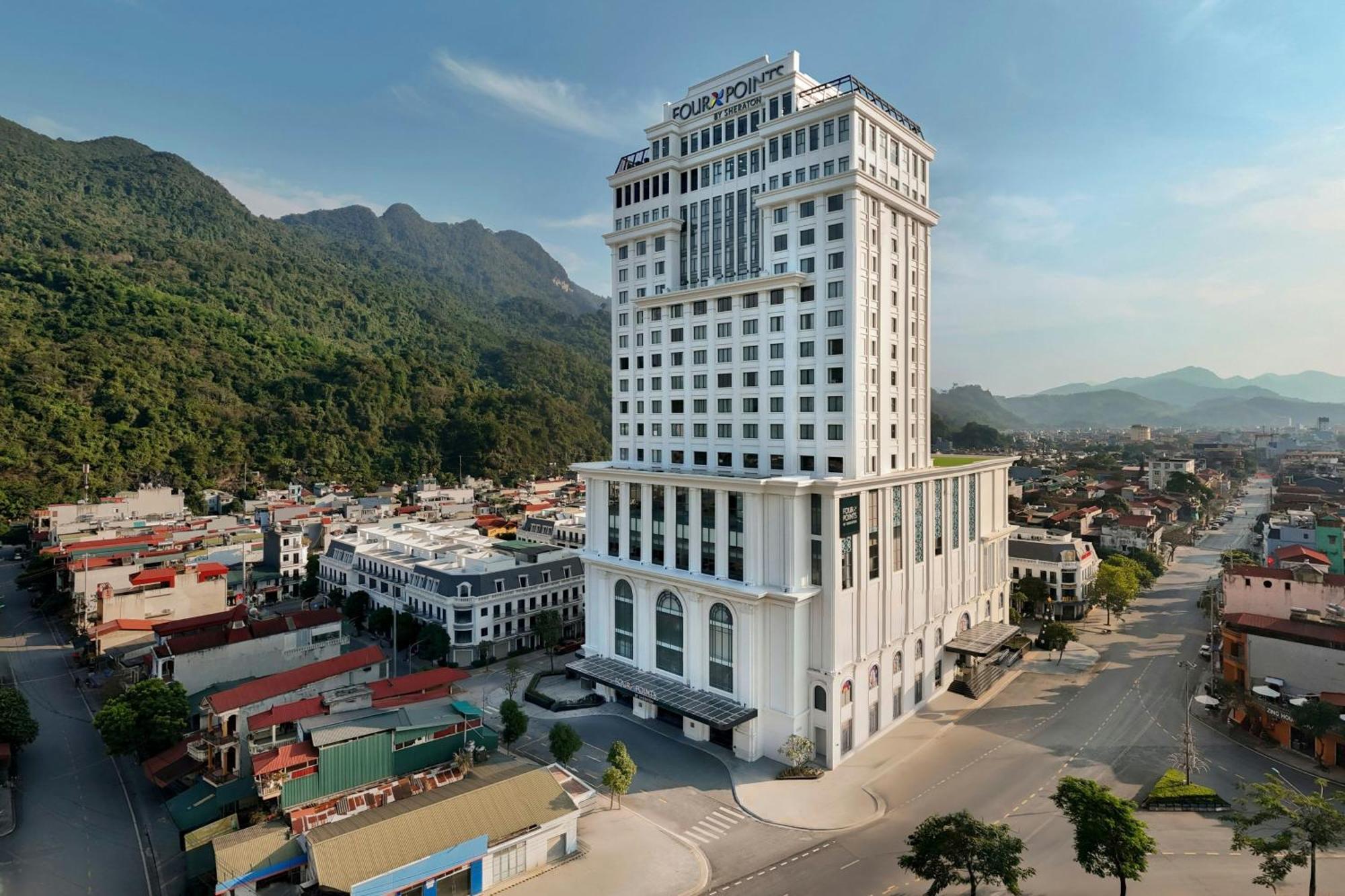 Four Points By Sheraton Ha Giang Exterior foto